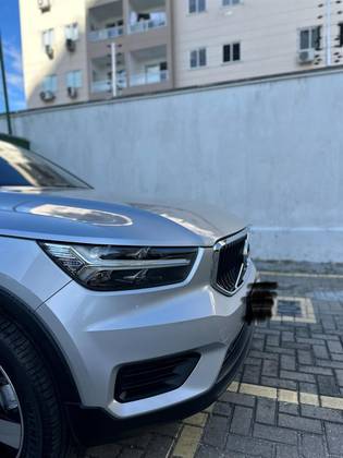VOLVO XC40 2.0 T4 GASOLINA GEARTRONIC VOLVO XC40 2.0 T4 GASOLINA GEARTRONIC
